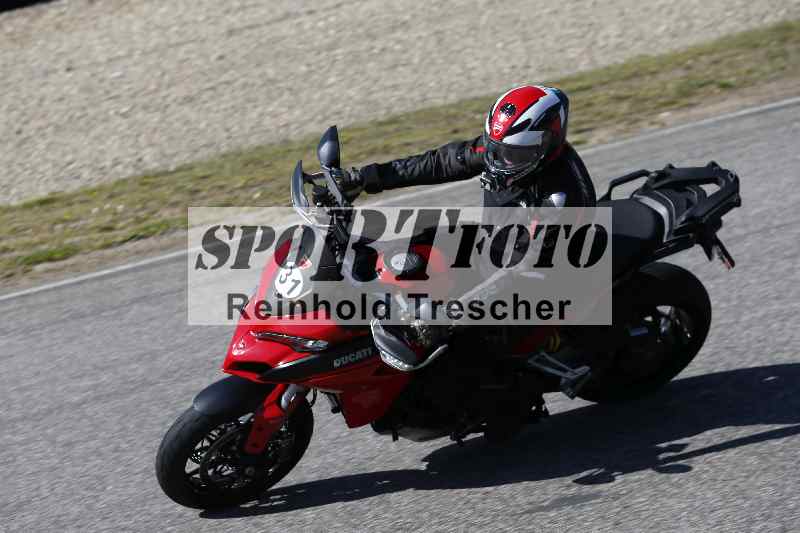 /01 02.04.2026 MAZ ADR/Gruppe rot/31